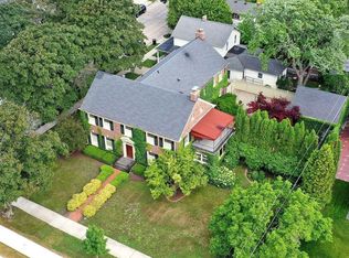 218 16th St, Racine, WI 53403