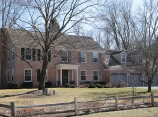 1780 Village Green Ct, Elm Grove, WI 53122