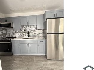 716 W 5th St, Riviera Beach, FL 33404