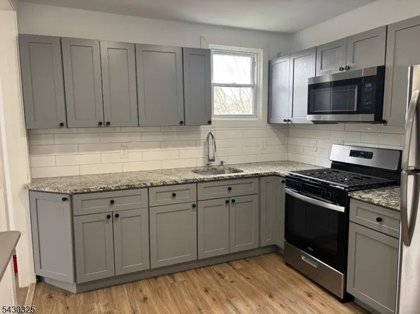 209 Sharp St #2, Hackettstown, NJ 07840