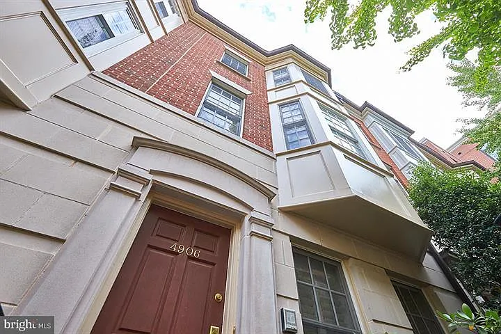 4 bed, 2.5 bath, 2512 sqft, $7,500 — Photo 1