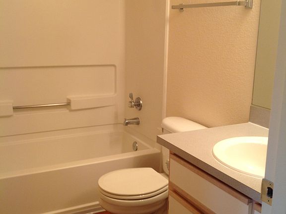 2nd image of 25 NE Tandem Way APT 190