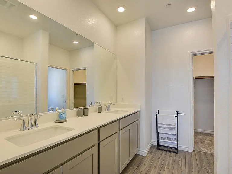 1545 Eliana Crossing Pl #2 — Photo 8