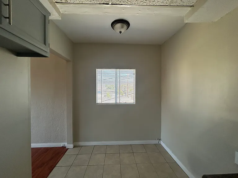 1104 Cherry Ave #1104 — Photo 1