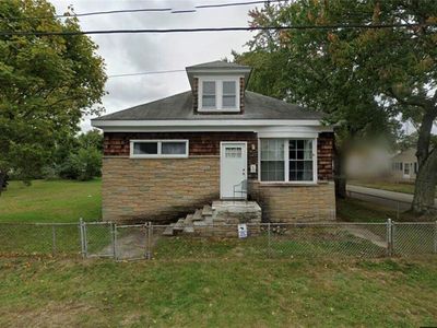 51 Rosella Ave, Pawtucket, RI, 02861