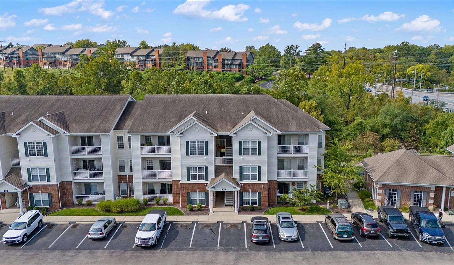 42 Kassebaum Ln APT 308, Saint Louis, MO 63129 Zillow