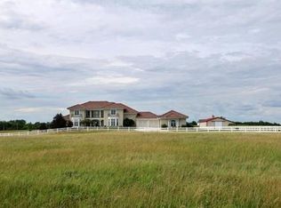 11740 W 255th St, Louisburg, KS 66053