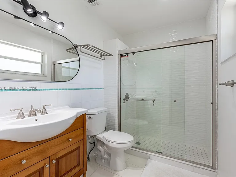 1430 Stillwater Dr — Photo 40