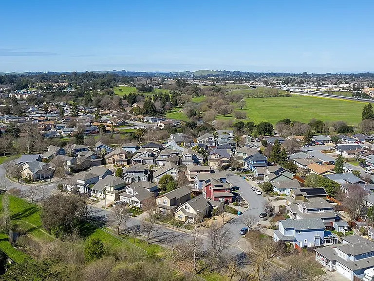GREENBELT WITH BIRDS AND WILDLIFE SURROUNDS OUR NEIGHBORHOOD.