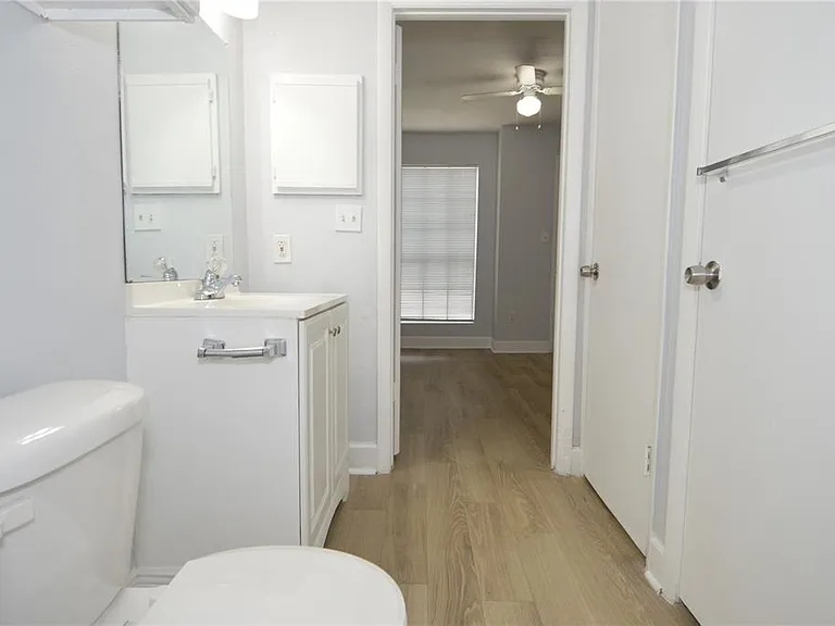 8758 Mallard Reserve Dr #101 — Photo 33