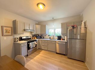 72 Eustis St #2, Cambridge, MA 02140
