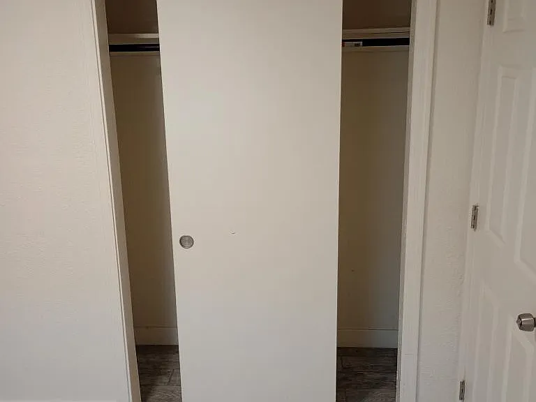 1017 N Main St #9 — Photo 5