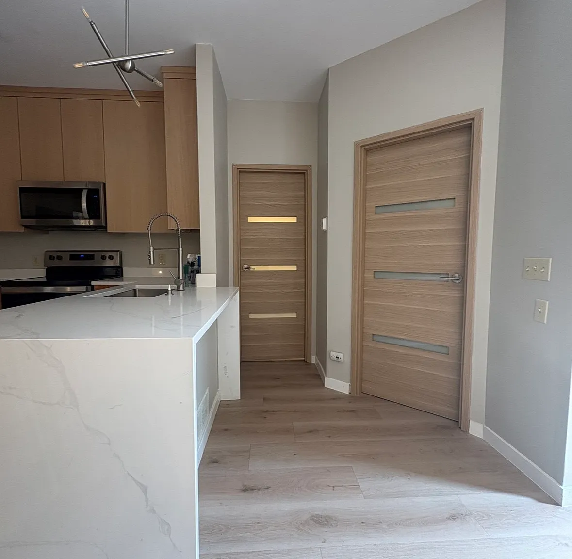 2 bed, 1600 sqft, $2,300 — Photo 3
