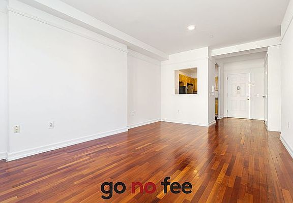 3rd image of 276 W 119th St #4E