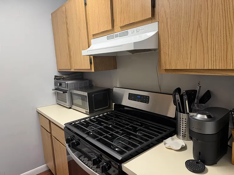 1321 Washington St #2A — Photo 9