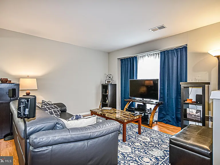 8606 Rocky Gap Ct — Photo 5