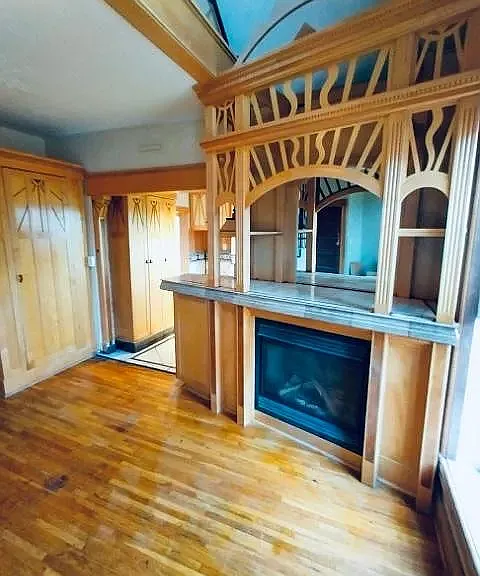 1920 W Riverside Ave #4 — Photo 1
