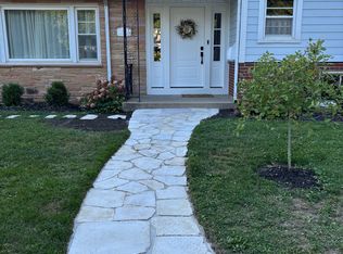 1408 McDaniels Ave, Highland Park, IL 60035