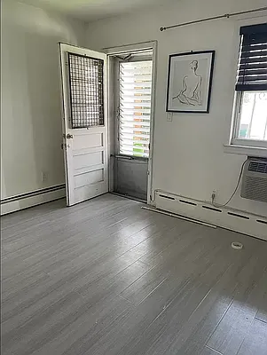 Rented by Modern Spaces | media 3