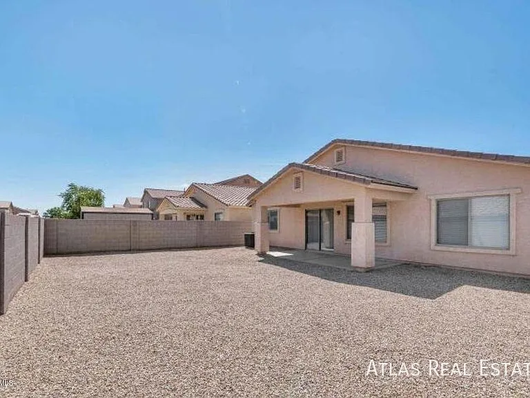 36556 W Velazquez Dr — Photo 7