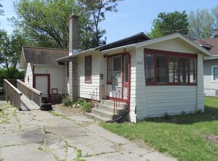 1426 Green St, Rockford, IL 61102