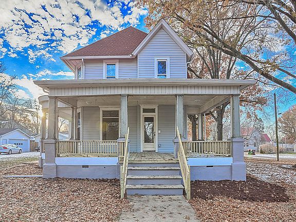 2nd image of 506 Washington St