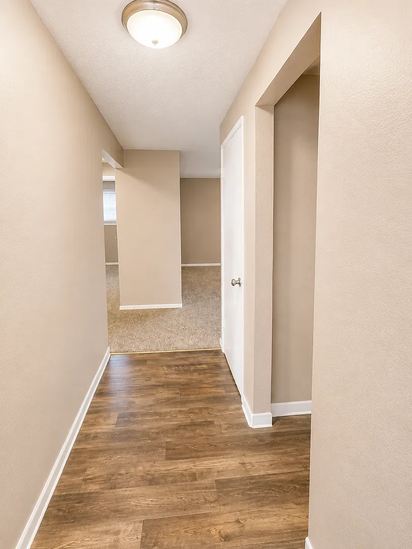 2BR/2BA across from EWU! — Photo 3