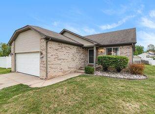 2273 Pear Tree Dr, Burton, MI 48519