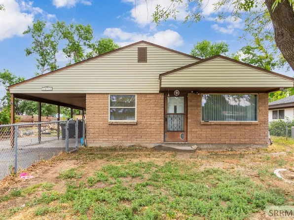 1515 Dennis St, Blackfoot, ID 83221