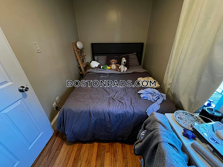 12 Shepherd Ave #1 — Photo 14