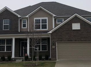 58642 Rachel Dr, South Lyon, MI 48178