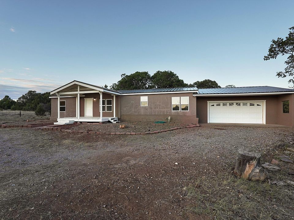 1st image of 36 Quail Hollow Rd