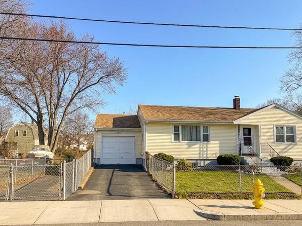 31 John St, Quincy, MA 02171