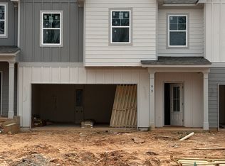 93 Maple Trl, Dawsonville, GA
