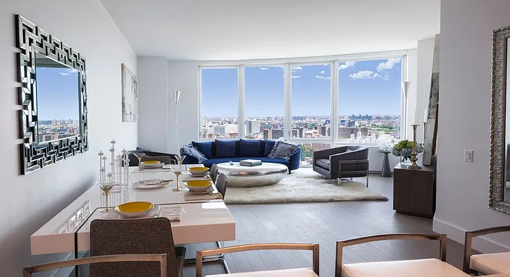 Rented by Red Apple Group | media 42