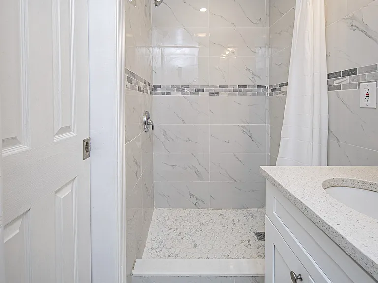 1820 Highland Ave #2 — Photo 7