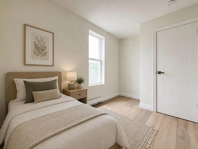 706 Marentette Ave #1 — Photo 7