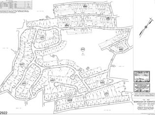 20 Nebraska Trl, Hopatcong, NJ 07843
