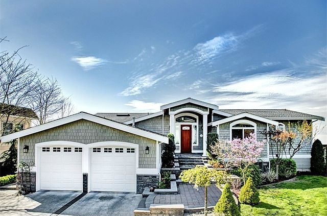1st image of 6210 106th Ave NE