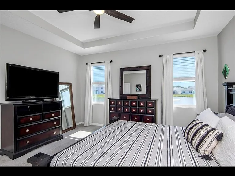 10618 Lure Pl — Photo 6