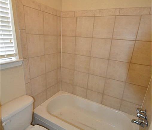 4th image of 8510 Sugar Wood Ct