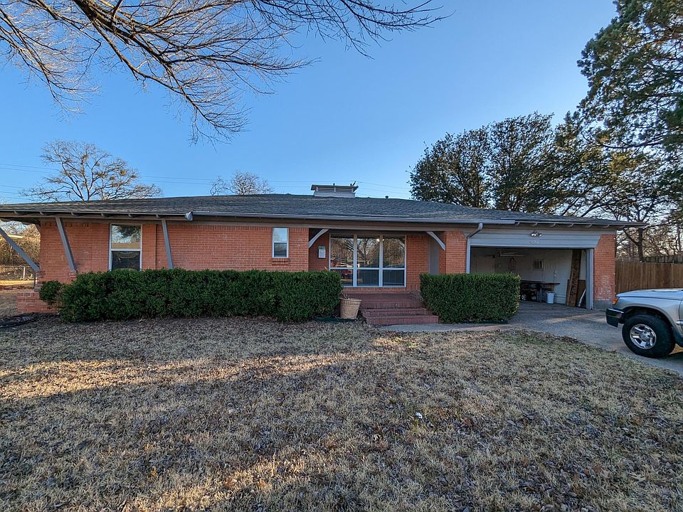 1st image of 426 Grace Dr