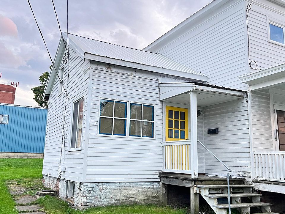 Exterior Front - 55 Green St, Hudson NY