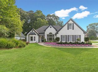 789 Georgian Point Dr, Lawrenceville, GA