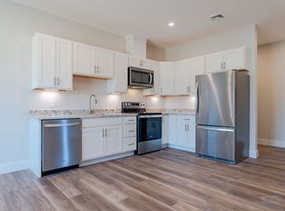 18 Sullivan Street, Berwick, ME 03901