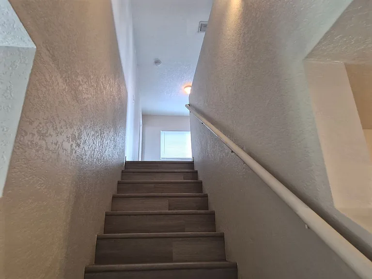 4526 Safe Hbr — Photo 11