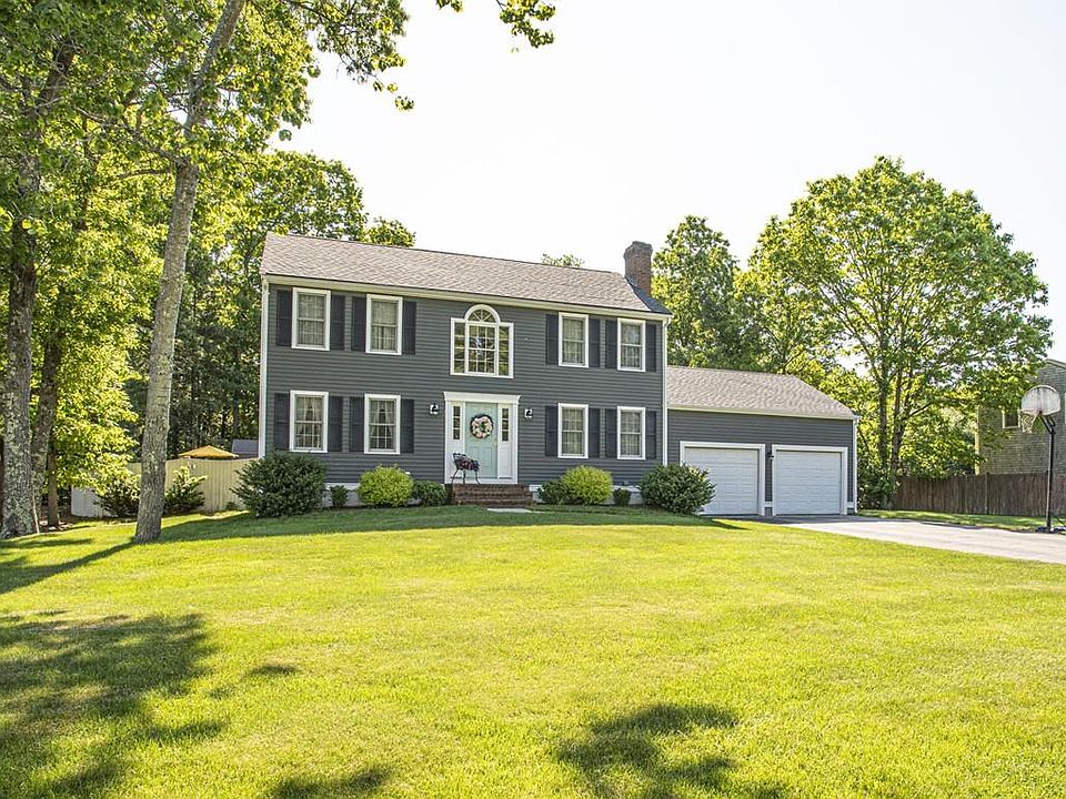 1st image of 15 Patricia Dr
