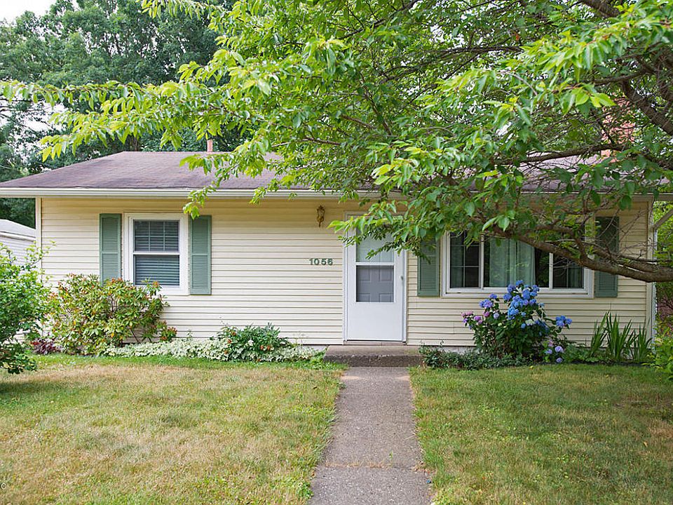 1st image of 1056 Darwood Ave