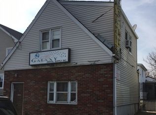 528 Spring St, Elizabeth, NJ 07201