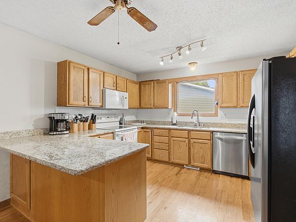 5th image of 2304 Terry Way